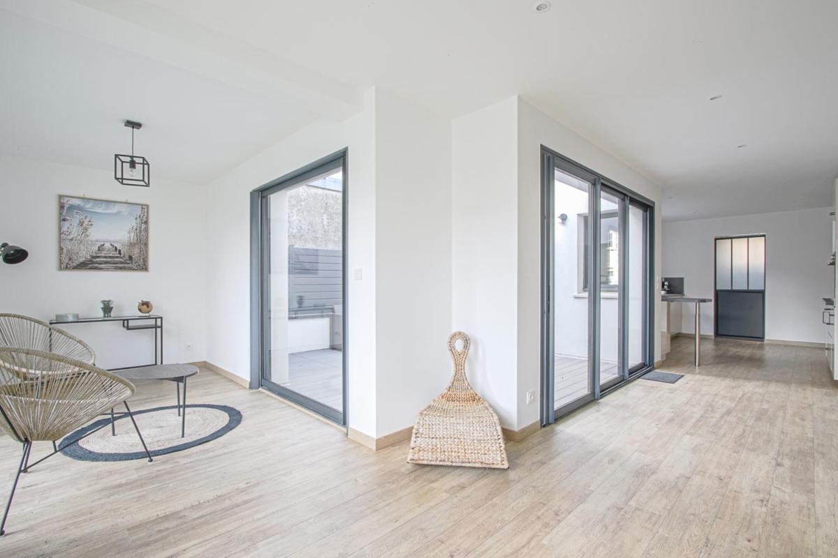 Quijote, Maison Moderne Avec Terrasse A 凯恩 外观 照片
